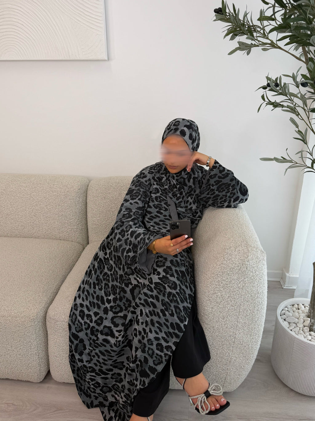(Preorder) Grey Leopard